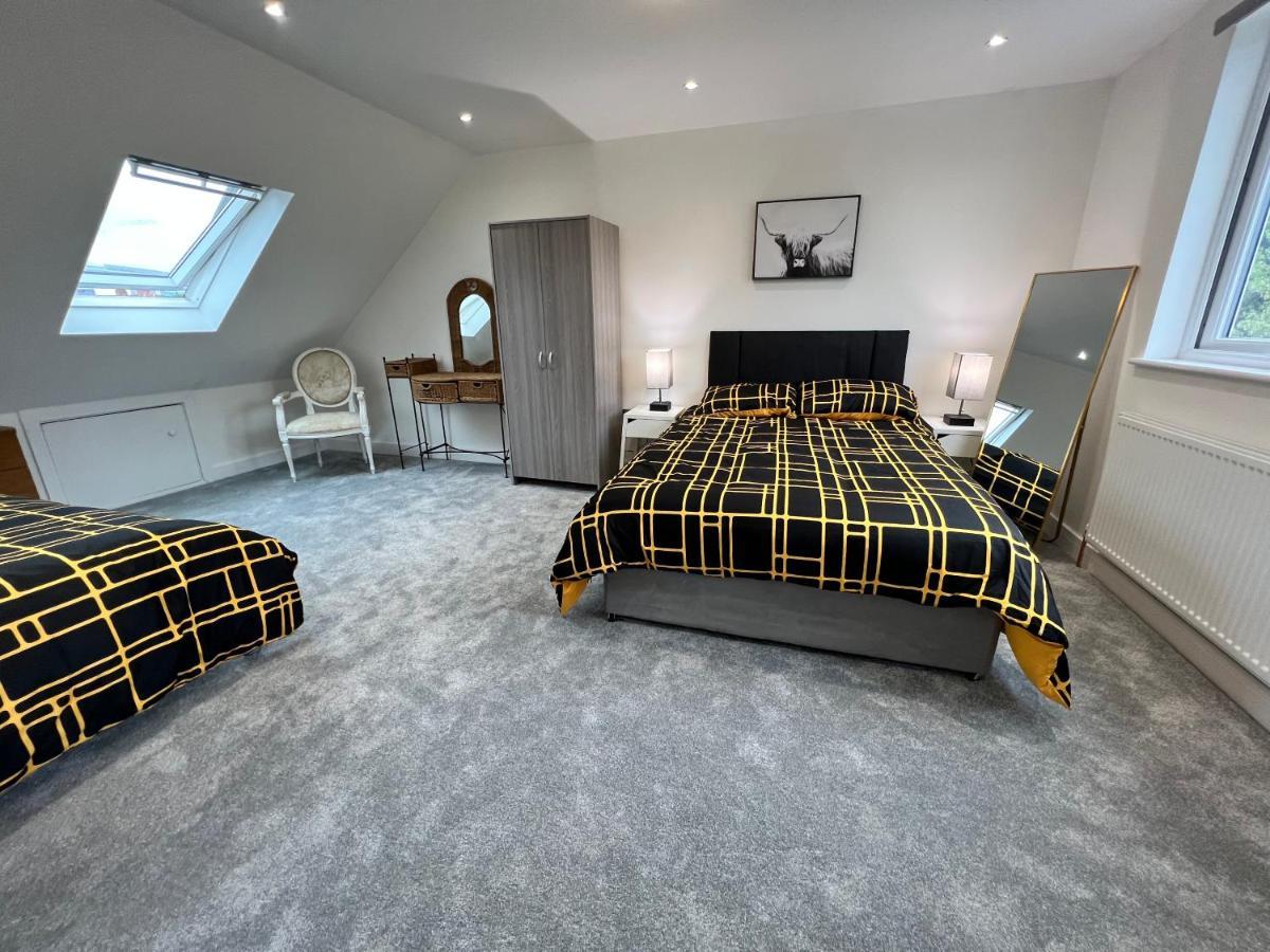Willa Wembley Stadium 5 Star Brand New Luxury Sleeps 14 With Parking Londyn Zewnętrze zdjęcie